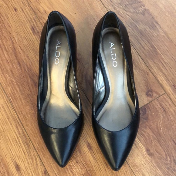 Aldo black pumps sz 6 1/2 - Picture 2 of 6